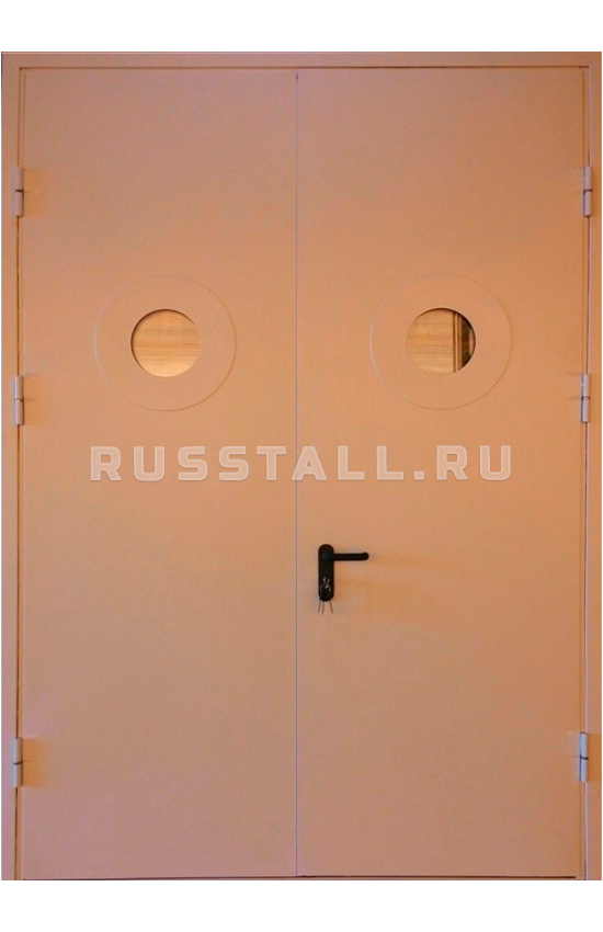 Металлическая двухстворчатая входная дверь RS124